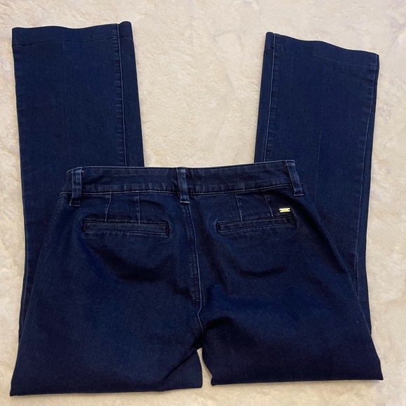 Tommy Hilfiger Flare Jeans - Picture 3 of 6